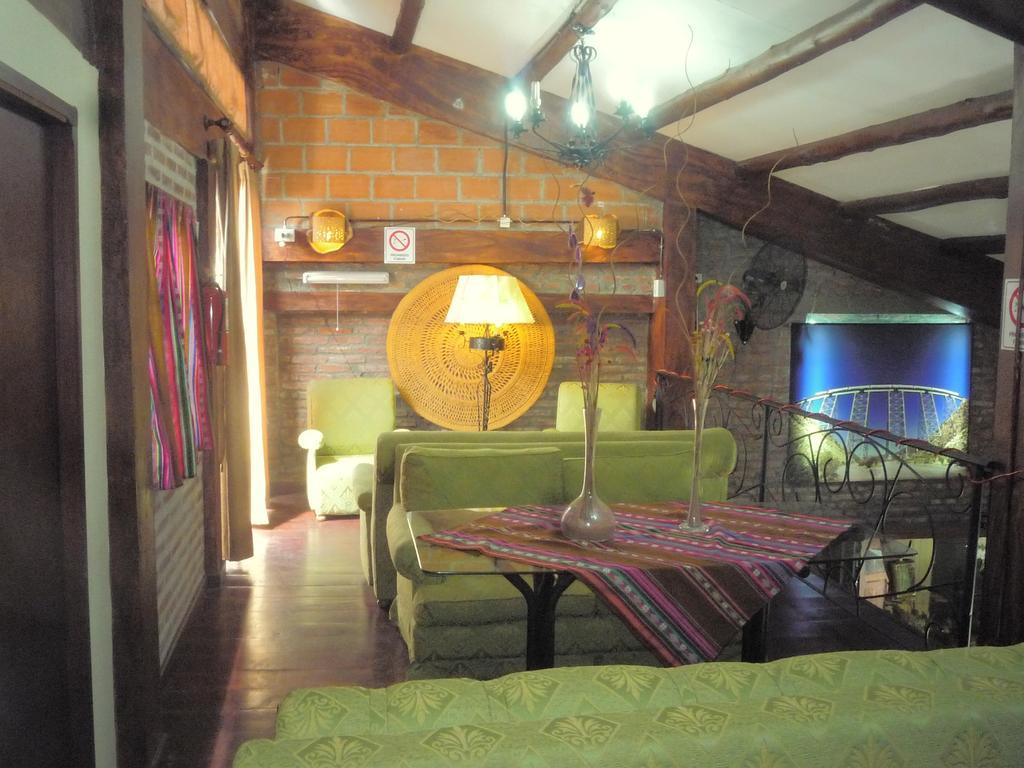 Salta Por Siempre Hostel Ngoại thất bức ảnh